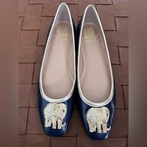 Lilly Pulitzer Blue Patent Leather Flats w/Jewel Gold Metal Elephant Detail 7.5